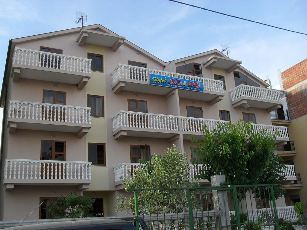 Apartments Hotel Al&De Velipoje Bagian luar foto